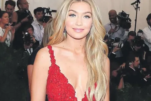 Gazze’ye bağışlar ’Gigi’yor