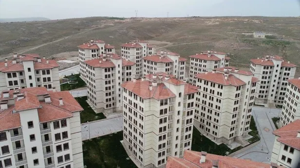 ilk-evim-konut-kampanyasinda-istanbul-zamani-tarihler-belli-oldu-ilce-ilce-kuralar-ne-zaman-cekilecek-1678701411803.jpeg İlk Evim Konut Kampanyası'nda İstanbul zamanı! Tarihler belli oldu... İlçe ilçe kuralar ne zaman çekilecek?-7