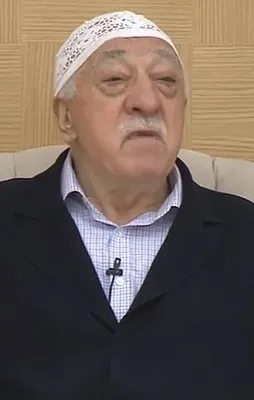 İki bakanlıkta dev FETÖ operasyonu