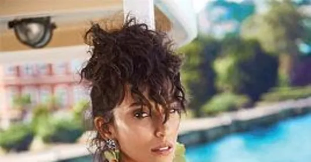 Duygu Sarışın bahçede keyif çattı