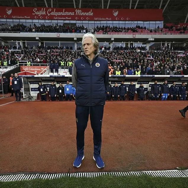 Fenerbahçe’den 4 transfer birden!