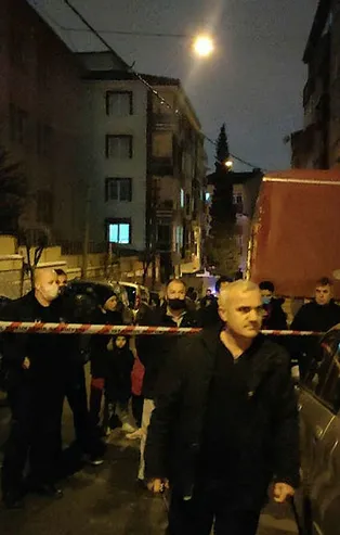 Esenler'de gaz kaçağı paniği! Mahalleli sokağa döküldü