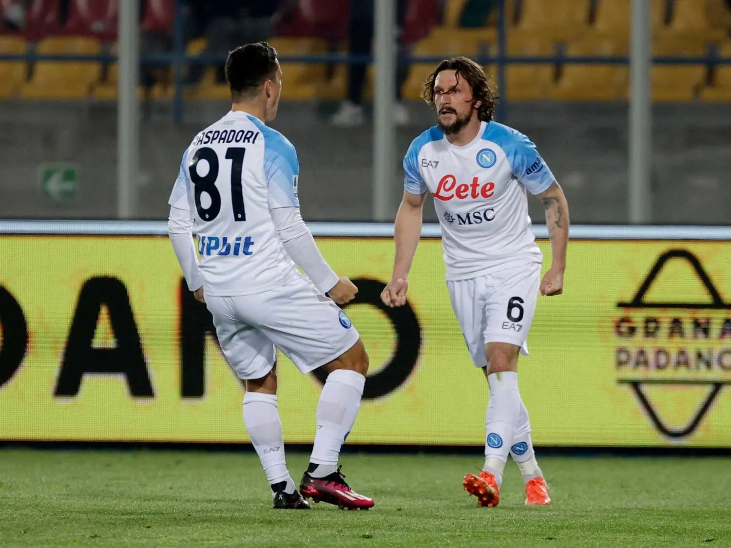 Galatasaray'ın yeni bekini duyurdular! Napoli'den geliyor - 15