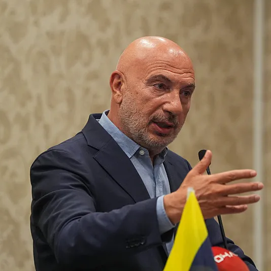 Hakan Bilal Kutlualp’in listesi belli oldu