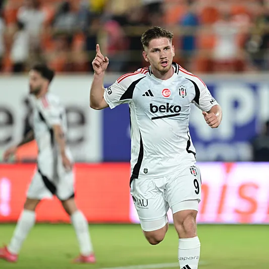 Beşiktaş’ta yerliler sınıfı geçemedi!