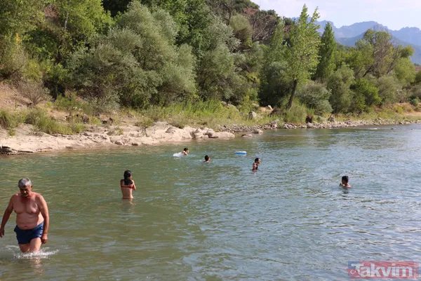 Hava sıcaklığı 40 dereceye ulaştı! Tunceli'de Munzur Nehri kıyısı Bodrum'u aratmadı - 12
