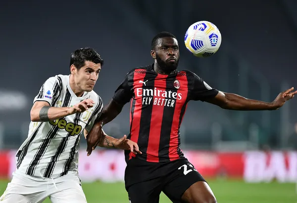 milan-ingiliz-stoper-fikayo-tomoriyi-transfer-etti-1623944642259.jpg