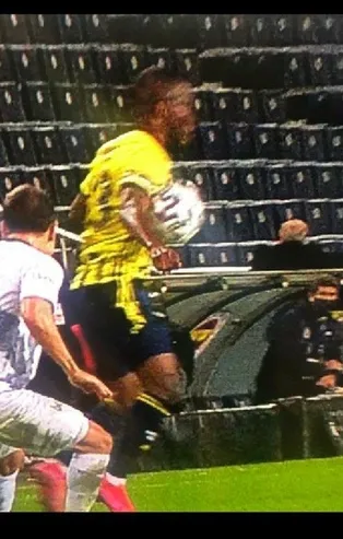 Fenerbahçe’in golü VAR’a takıldı