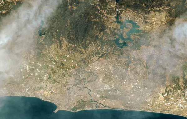 gokturk-1-ve-gokturk-2-mugla-marmaris-ile-antalya-manavgattaki-yanginlari-uzaydan-goruntuledi-1627802588922.jpg Göktürk-1 ve Göktürk-2 Muğla Marmaris ile Antalya Manavgat'taki yangınları uzaydan görüntüledi-5