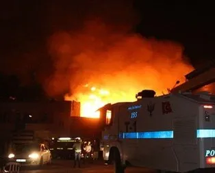 Şanlıurfa’da büyük yangın! 14 kişi hastaneye kaldırıldı