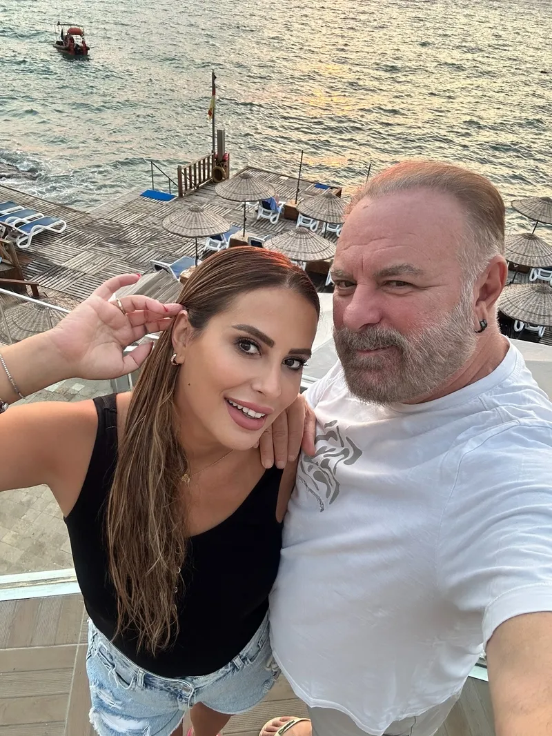 burak-sergenin-esi-gizem-sergen-hamile-mi-bebek-iddialarina-jet-yanit-1772880001045.jpg Burak Sergen'in eşi Gizem Sergen hamile mi? Bebek iddialarına jet yanıt-5