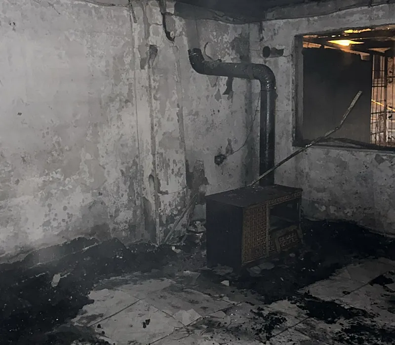 Mersin'de kömür sobası patladı (AA)