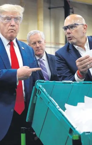 ABD Başkanı Donald Trump’tan maske üretim tesisine 'maskesiz' ziyaret