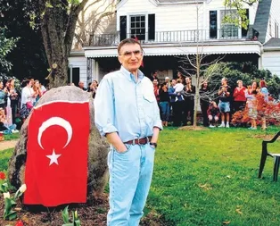 Büyüksün ’AZİZ’im
