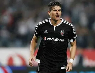 Derbilerde golleri yabancılar atıyor