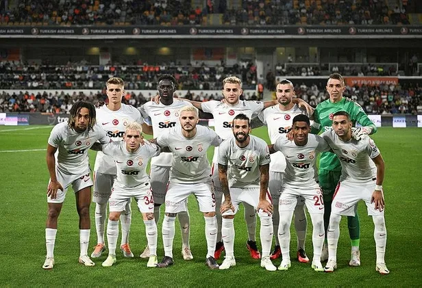 galatasaray-deplasmanda-basaksehiri-maglup-etti-1695495021332.jpeg