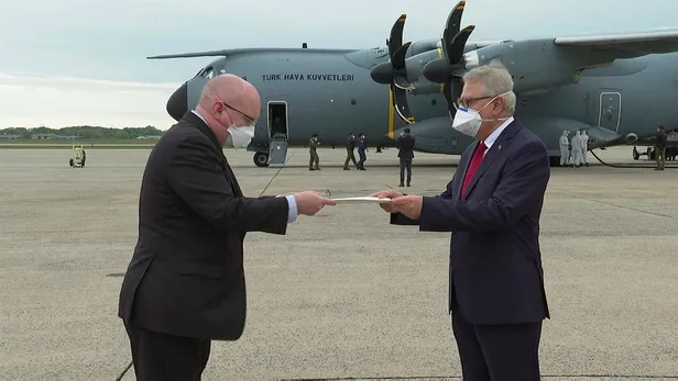 Son dakika: Türkiye'den dünyaya Kovid-19 desteği: İkinci tıbbi yardım ABD'ye ulaştı-6