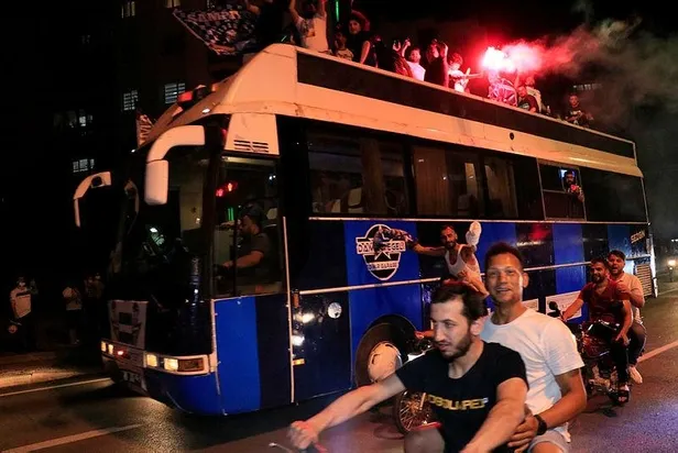 son-dakika-adana-demirspor-ve-gzt-giresunspor-super-lige-yukseldi-1620591901279.jpeg Son dakika: Adana Demirspor ve GZT Giresunspor Süper Lig'e yükseldi!-5