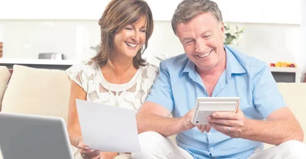 Emekliye ek zam!  SSK ve Bağ-Kur emeklileri için çalışma sürüyor... Masada hangi formüller var?