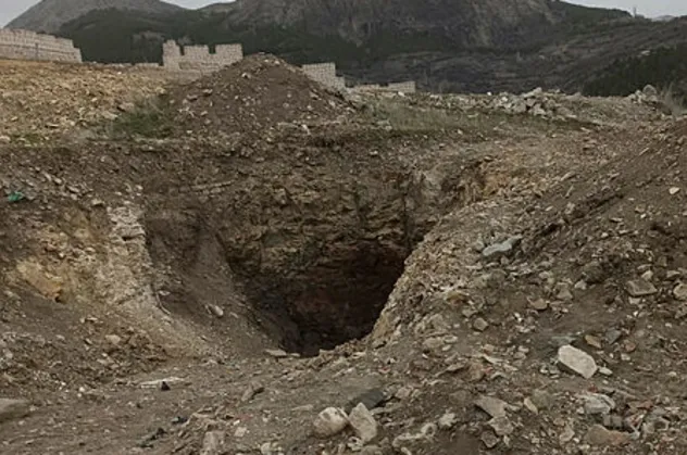 Bayrak direği kazısında sarnıç bulundu! Yer: Çorum