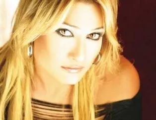 Şarkıcı Zeynep kimdir?