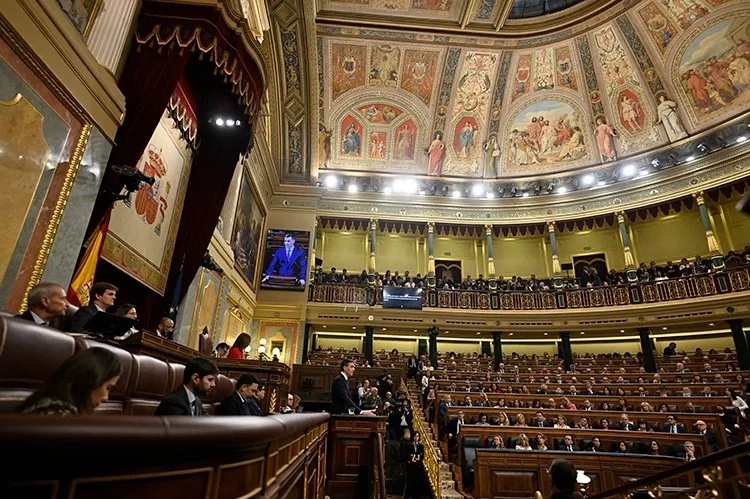 İspanya'dan katil İsrail'e darbe: Silah ambargosu kararı onaylandı (AA)