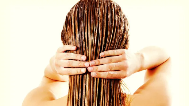 Saç dökülmesine neden olan yiyecekler nelerdir? Saça iyi gelen besinler hangileri? Evde saç maskesi yapımı-2