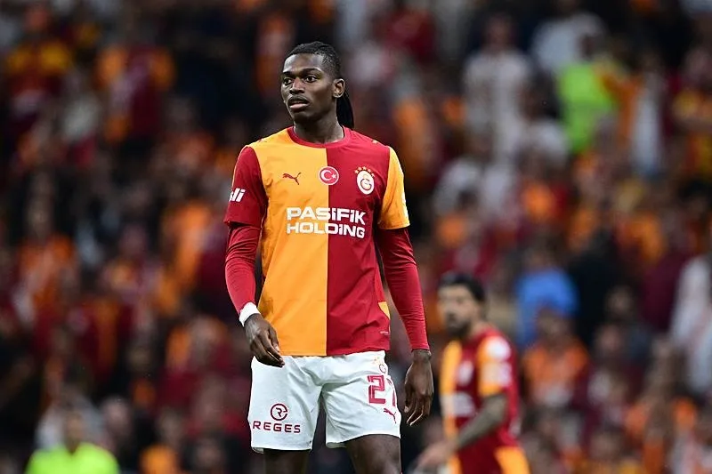 galatasarayda-rafael-leao-icin-zaha-endisesi-galatasarayda-leao-korkusu-o-transferi-hatirlatti-1789976352696.jpeg Galatasaray'da Leao korkusu! O transferi hatırlattı-6