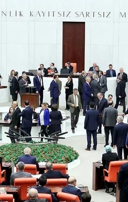 9. ve 10. maddeler kabul edildi