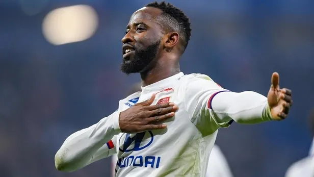 gundemi-sarsan-transfer-iddiasi-fenerbahce-dembele-icin-temaslara-basladi-1659484940592.jpeg Gündemi sarsan transfer iddiası! Fenerbahçe Dembele için temaslara başladı-3