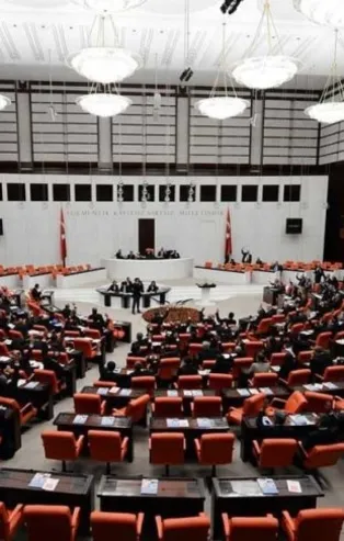 Son dakika: EYT'lilere müjdeli haber! EYT sorunu Meclis'e geliyor! Emeklilikte yaş problemi ortadan kalkıyor mu?