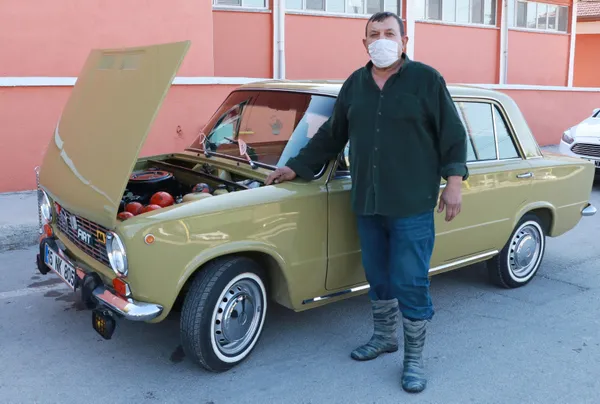 burdurda-oto-yikamaci-turan-hayta-30-bin-lira-masraf-yaparak-yeniledigi-1976-model-murat-124unu-150-bin-liraya-bile-satmiyor-1606891416368.jpg Burdur'da oto yıkamacı Turan Hayta 30 bin lira masraf yaparak yenilediği 1976 model Murat 124'ünü 150 bin liraya bile satmıyor-9