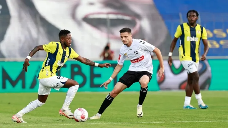 fenerbahcede-bir-ayrilik-daha-buyuk-umutlarla-gelmisti-ama-jose-mourinho-biletini-kesti-1720642445430.jpeg Fenerbahçe'de bir ayrılık daha! Büyük umutlarla gelmişti ama Jose Mourinho biletini kesti-2