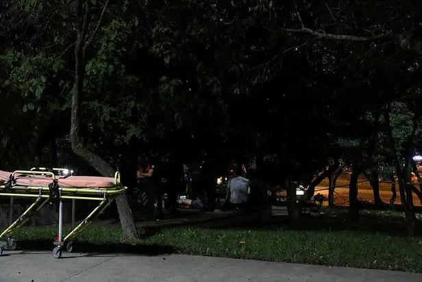 Beşiktaş'ta korkunç olay! Ağaca asılı halde bulundu-2