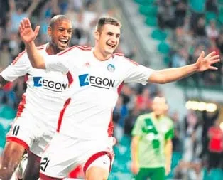 Nevzat Aydın: Bero lige damga vurur