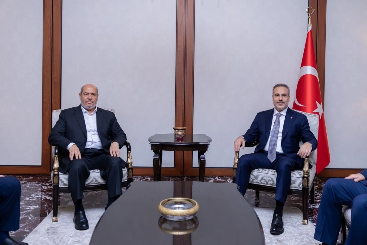bakan-fidan-hamas-siyasi-buro-baskani-halil-el-hayyeyi-kabul-etti-gazze-baris-sureci-ve-israilin-saldirilari-e-1785355856741.jpeg Bakan Fidan, Hamas Siyasi Büro Başkanı Halil el-Hayye’yi kabul etti: Gazze barış süreci ve İsrail’in saldırıları ele alındı-3