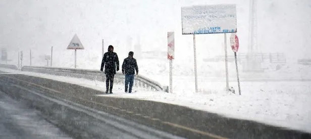 Kar ve sağanak yağış uyarısı! O iller tek tek açıklandı