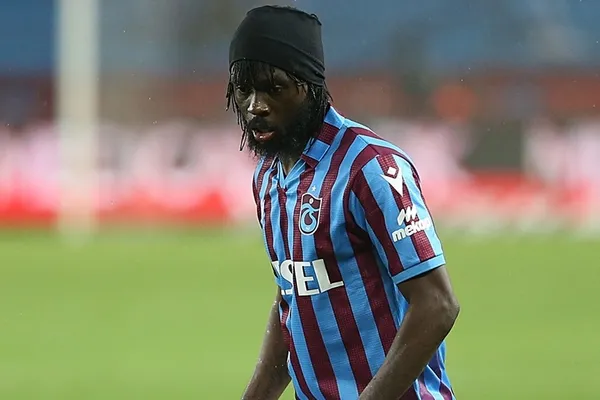son-dakika-trabzonsporda-sok-sakatlik-gervinho-maca-devam-edemedi-1635528376996.jpg