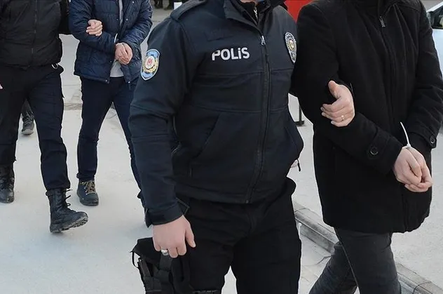 FETÖ'ye 22 ilde eş zamanlı operasyon: Çok sayıda şüpheli hakkında gözaltı kararı var!