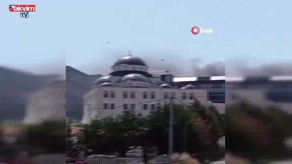 Arnavutköy'de yangın!