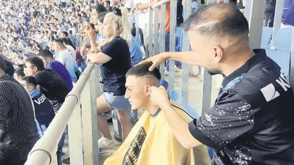 baris-altun-tam-6-yillik-mucadelenin-ardindan-kanseri-yendi-yasam-haberleri-1663114921561.jpeg Barış Altun tam 6 yıllık mücadelenin ardından kanseri yendi! | Yaşam haberleri-2