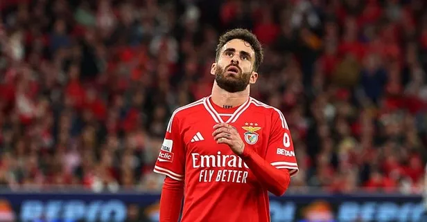 Galatasaray sezon sonu boşa çıkacak olan Rafa Silva için teklifini artırdı