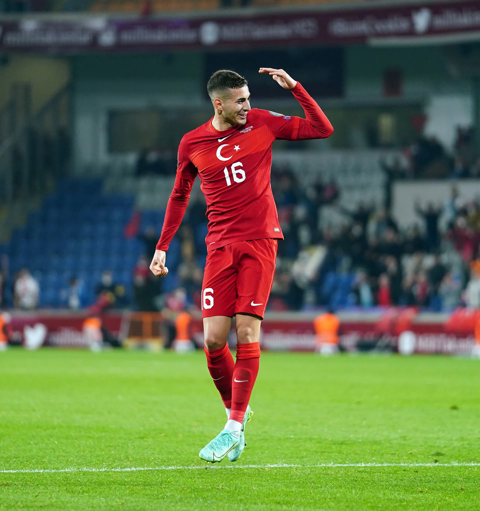 Fenerbahçe'den sürpriz hamle! Ferdi Kadıoğlu yerine o gelecek - 4