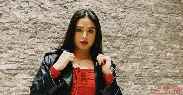 Survivor Ayşe Yüksel’in yatak pozu sevenlerini kızdırdı! Sosyal medyayı ikiye böldü! Masterchef Sergen’le aşk yaşadığı iddia ediliyordu... - 10