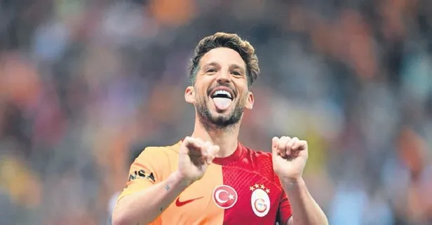 Napoli’den Mertens’e kanca