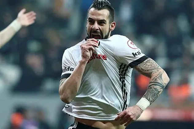 Negredo İspanya yolcusu