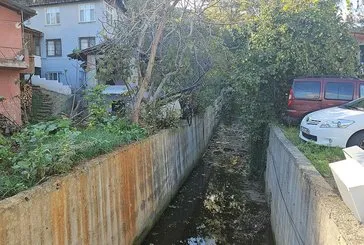 İstanbul Sarıyer’de atık su sorunu! Vatandaşlar isyan etti