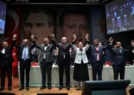 İki belediye başkanı daha AK Partiye katıldı! Rozetlerini Başkan Erdoğan taktı