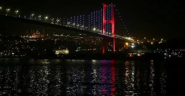 Rusya’dan yola çıkan ayçiçek yağı yüklü gemi İstanbul Boğazı’nda görüldü