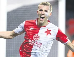 ADIM ADIM TOMAS SOUCEK